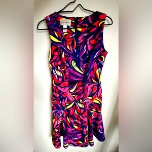 ☘️Donna Morgan Fluted Tulip, Fit and Flare dress, size 4